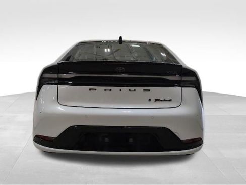 Used 2024 Toyota Prius Prime Premium image 22