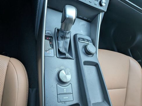 Used 2015 Lexus IS 250 RWD image 17
