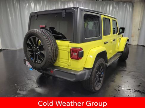 Used 2023 Jeep Wrangler Unlimited Sahara w/ Dual Top Group AWD/4WD image 8