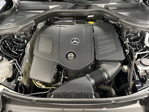Used 2026 Mercedes-Benz GLC 300 4MATIC image 11