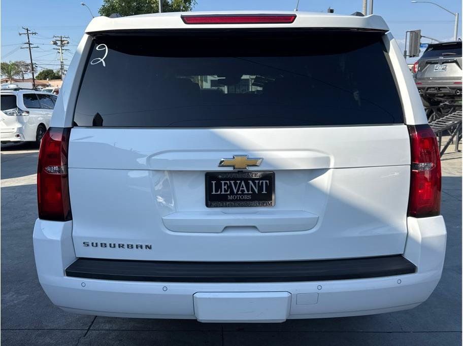Used 2019 Chevrolet Suburban LT AWD/4WD image 6