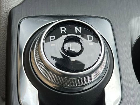 New 2024 Ford Escape SE w/ PHEV Premium Package image 27