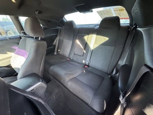 Used 2016 Dodge Challenger SXT w/ Driver Convenience Group image 14