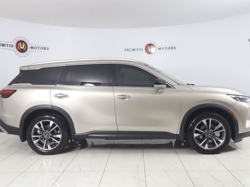 Used 2023 INFINITI QX60 Luxe w/ Cargo Package AWD/4WD image 2