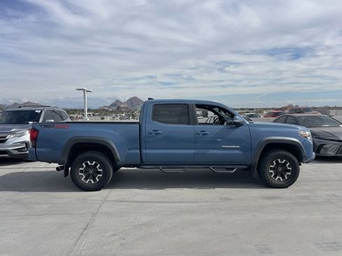Used 2019 Toyota Tacoma TRD Off-Road image 3