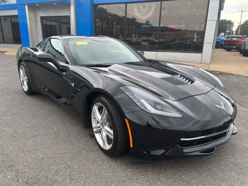 Used 2016 Chevrolet Corvette Stingray Coupe RWD image 13
