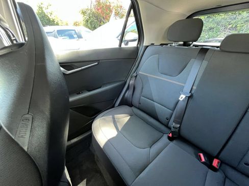 Used 2026 Kia Niro LX FWD image 37