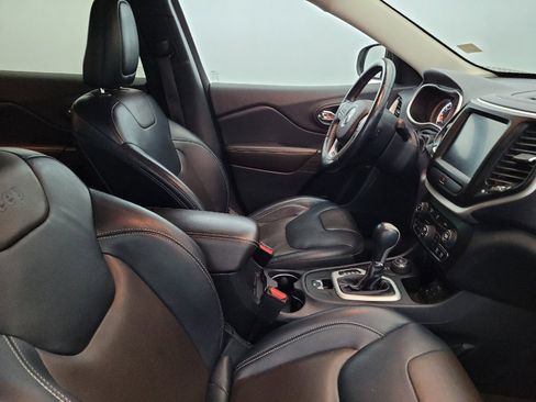 Used 2015 Jeep Cherokee Limited AWD/4WD image 21