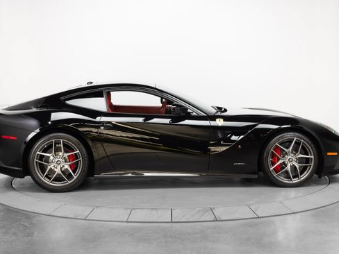 Certified 2014 Ferrari F12 Berlinetta RWD image 9