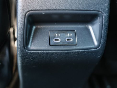 Used 2023 Toyota Corolla XSE FWD image 6