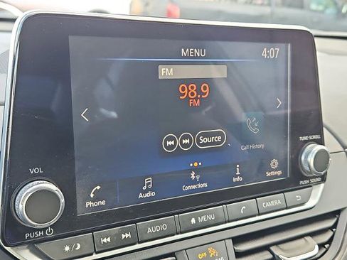 Certified 2024 Nissan Altima 2.5 SV image 25