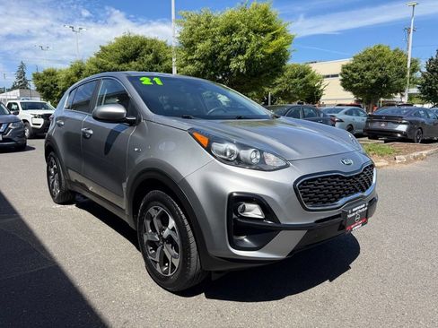 Used 2021 Kia Sportage LX AWD/4WD image 5