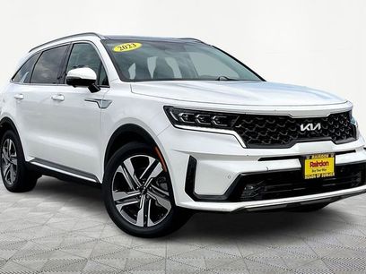 Used 2023 Kia Sorento SX Prestige w/ Panoramic Sunroof Package