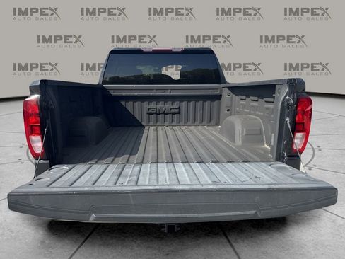 Used 2020 GMC Sierra 1500 Elevation w/ Elevation Value Package image 27