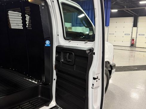 Used 2024 Chevrolet Express 2500 w/ Driver Convenience Package image 19