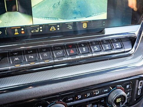 Used 2024 Chevrolet Silverado 1500 ZR2 w/ Technology Package image 28