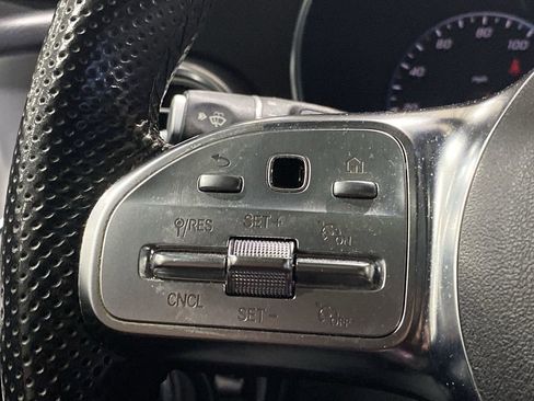 Certified 2022 Mercedes-Benz GLC 300 image 11