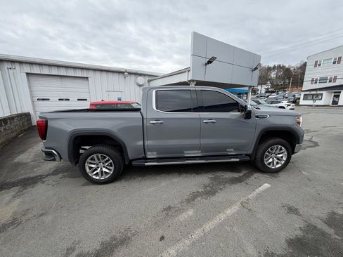 Used 2022 GMC Sierra 1500 SLT w/ SLT Premium Plus Package image 6