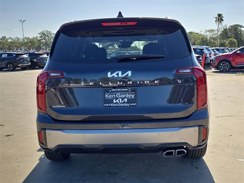 New 2025 Kia Telluride S image 7