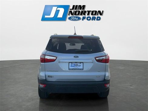 Used 2018 Ford EcoSport SE image 4