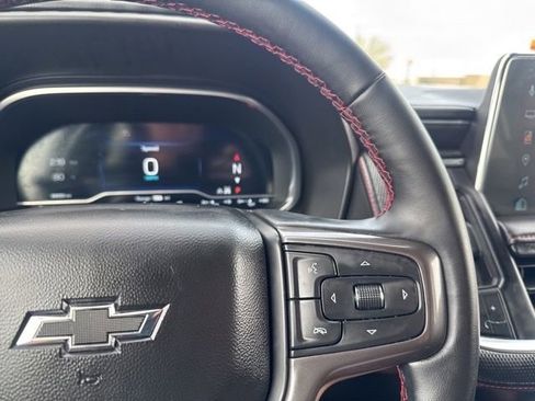 Used 2023 Chevrolet Suburban RST w/ Luxury Package image 17