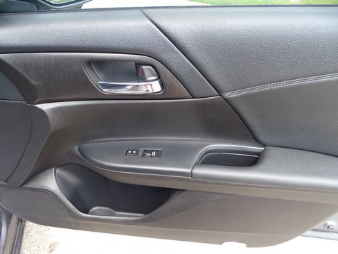 Used 2014 Honda Accord Touring image 44
