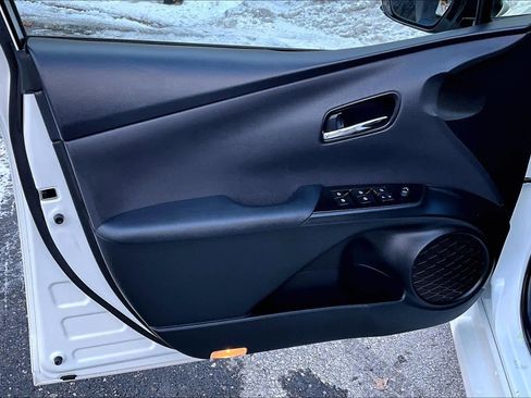 Certified 2017 Toyota Prius Prime Advanced image 20