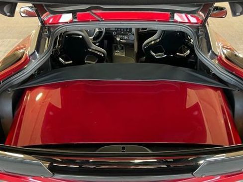 Used 2015 Chevrolet Corvette Z06 w/ 3LZ Preferred Equipment Group image 42