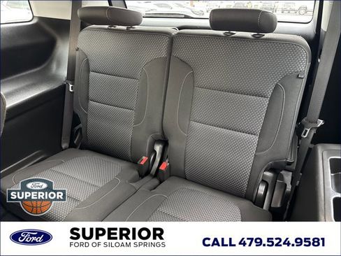 Used 2023 GMC Acadia SLE w/ Driver Convenience Package FWD image 8