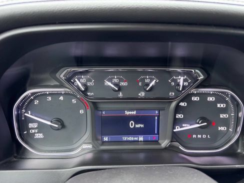 Used 2021 GMC Sierra 1500 Elevation image 12
