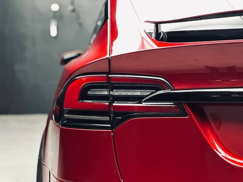 Used 2023 Tesla Model X AWD/4WD image 14