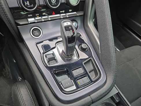 Used 2020 Jaguar F-TYPE Coupe image 29