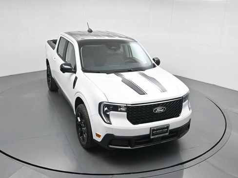 New 2025 Ford Maverick Lariat w/ Black Appearance Package image 36