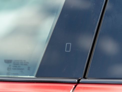 Used 2024 Cadillac Lyriq Luxury RWD image 53