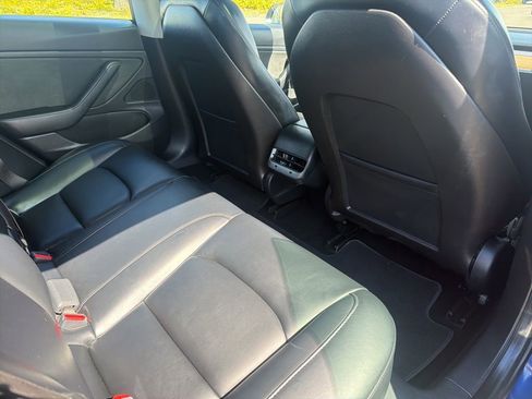 Used 2019 Tesla Model 3 Standard Range Plus image 22
