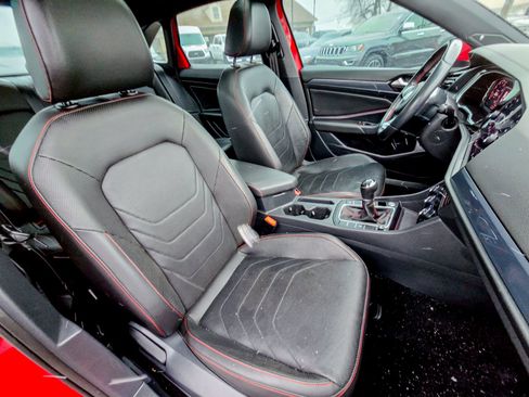 Used 2019 Volkswagen Jetta GLI Autobahn image 26