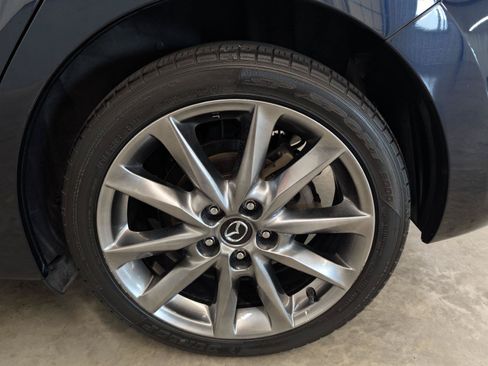 Used 2018 MAZDA MAZDA3 Touring FWD image 54