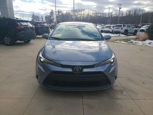 Used 2024 Toyota Corolla LE image 2