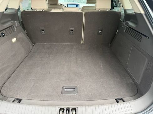 Certified 2022 Lincoln Nautilus FWD w/ Premium Package image 20
