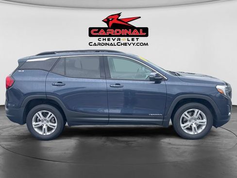 Used 2018 GMC Terrain SLE w/ Driver Convenience Package FWD image 2