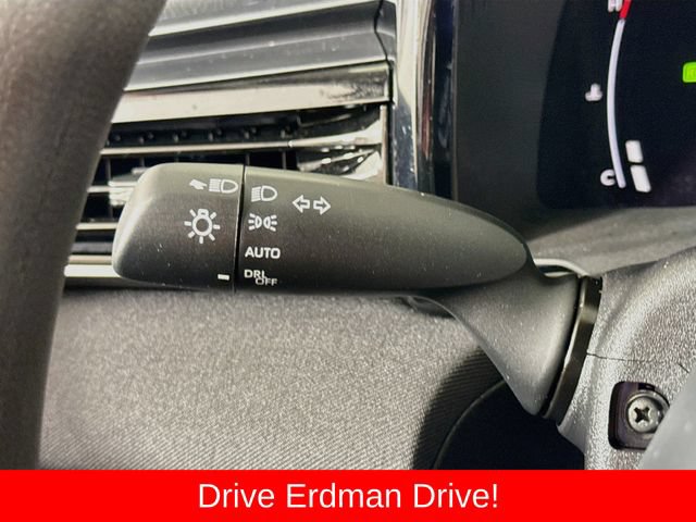 Used 2026 Toyota Camry LE w/ Convenience Package FWD image 15