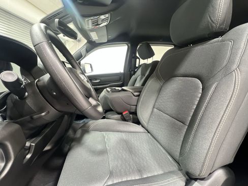 Used 2025 RAM 1500 Tradesman AWD/4WD image 11