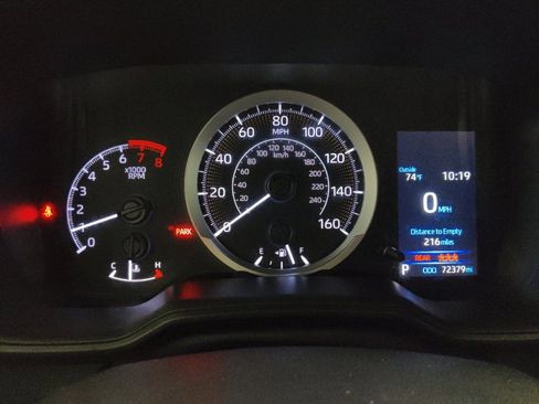 Used 2022 Toyota Corolla LE FWD image 23