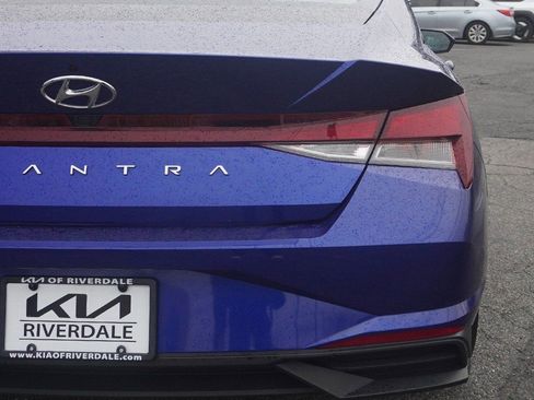 Used 2023 Hyundai Elantra SEL FWD image 14