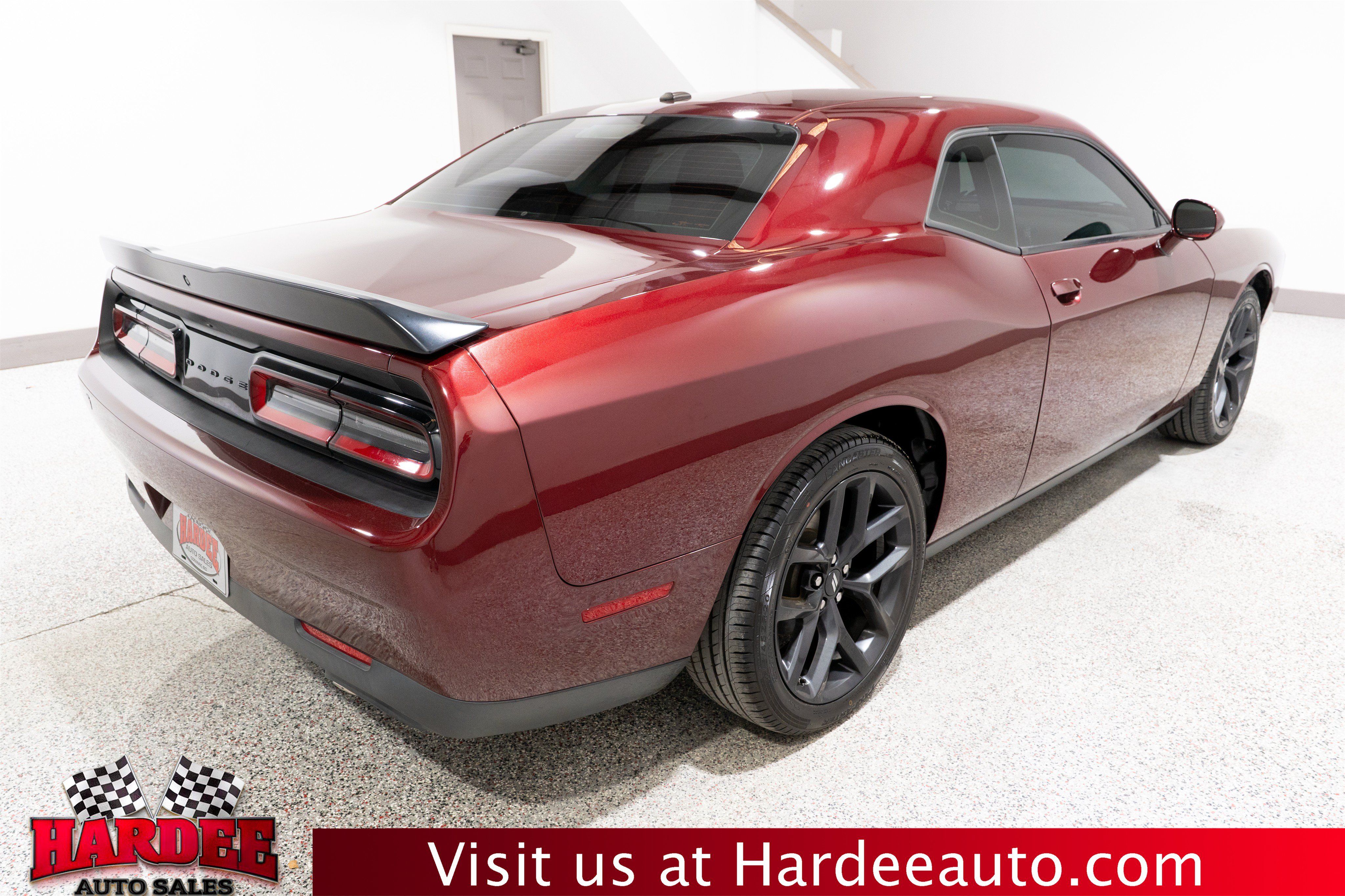 Used 2022 Dodge Challenger SXT w/ Blacktop Package RWD image 5