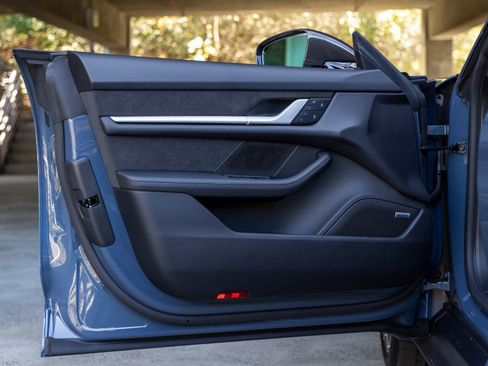 New 2025 Porsche Taycan Turbo GT image 30