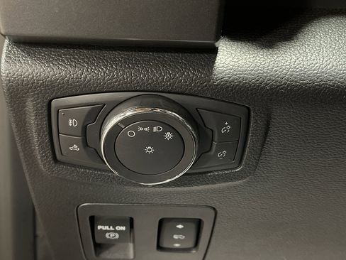 Used 2020 Ford F150 XLT w/ Equipment Group 302A Luxury image 21