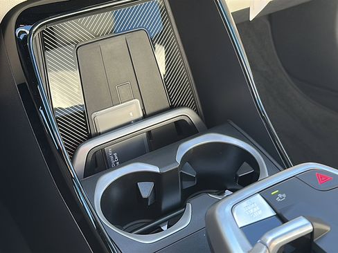 New 2026 BMW X1 xDrive28i w/ Technology Package image 25