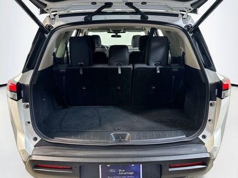 Used 2022 Nissan Pathfinder SV w/ SV Premium Package image 25