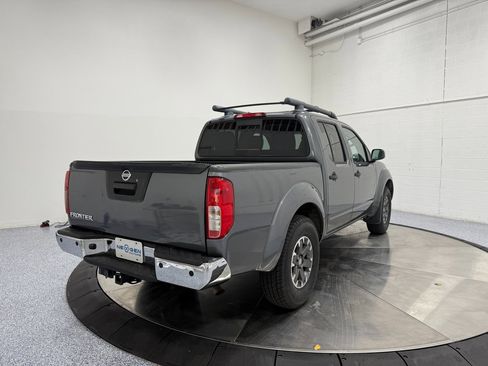 Used 2020 Nissan Frontier PRO-4X w/ Pro-4x Utility Package image 17